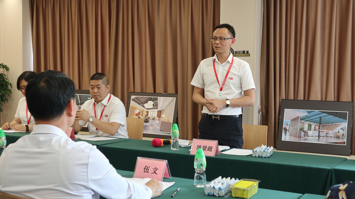 ������˾�����ܹ�˾�Ŀ�չ����