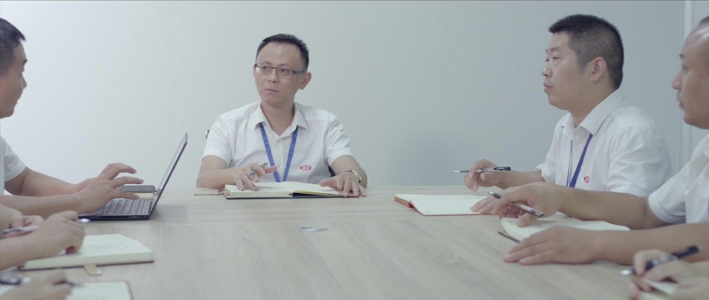 ����K8����