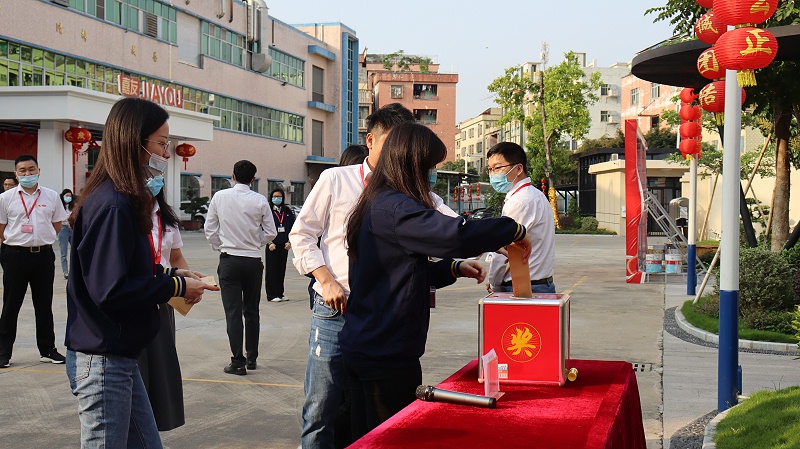 ���������ܼ��װ���������������Ա��Я�ֹ���